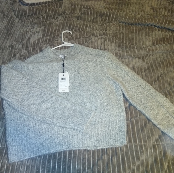 Brand new grey Reiss Sweater with tag size small - Picture 2 of 4